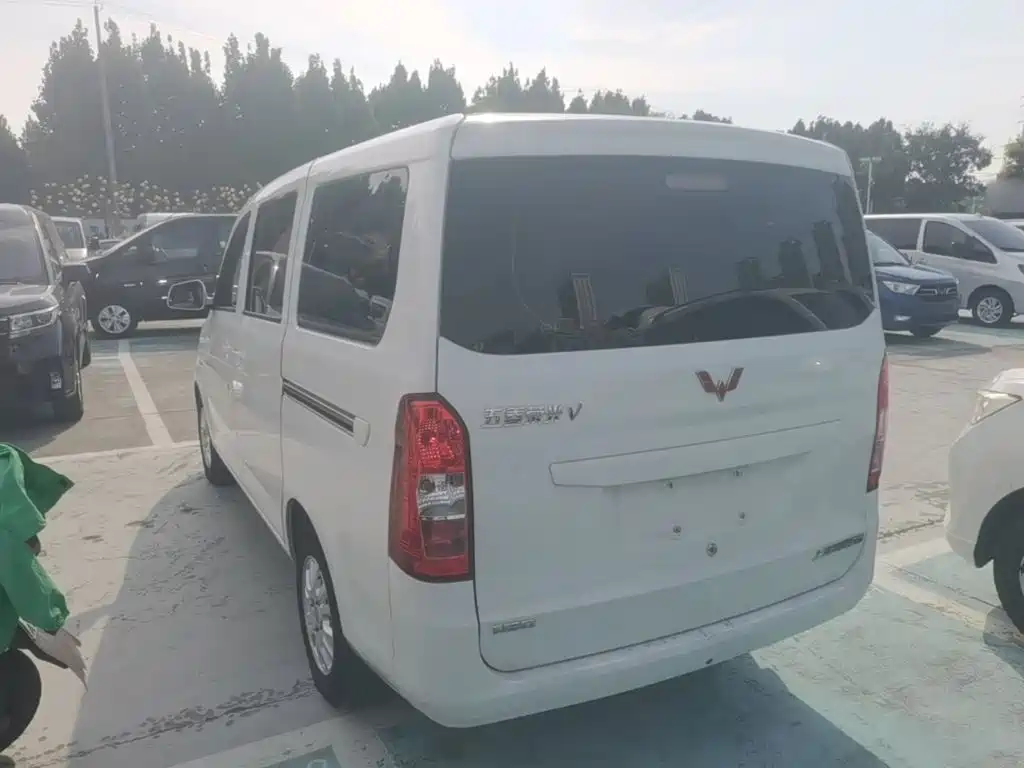 Wuling Motors Wuling Rongguang V 2018 2018 1.5L Standard