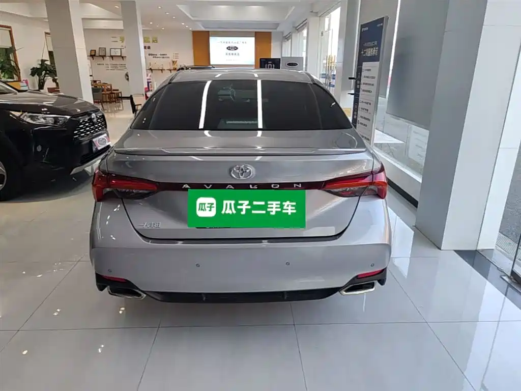 Toyota Avalon 2021 2.5L Luxury Edition фото 10