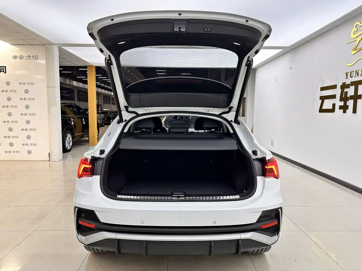 Audi Q3 Sportback 2020 40 TFSI Fashion фото 8