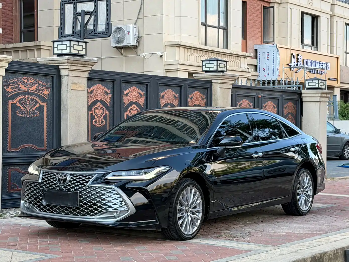 Toyota Avalon 2024 2.0L Luxury Edition