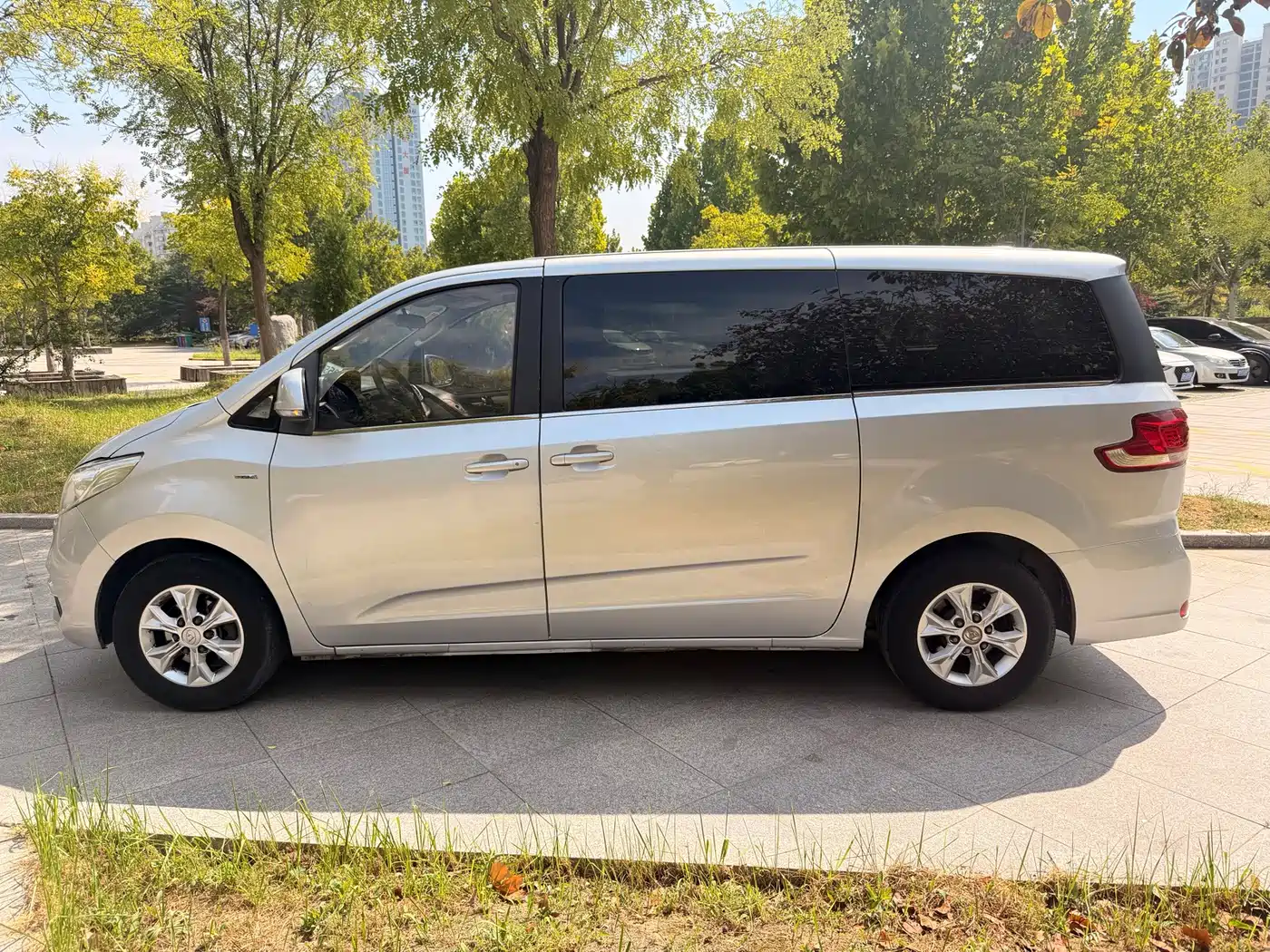 Maxus G10 2015 2015 2.0T Automatic Commemorative Edition