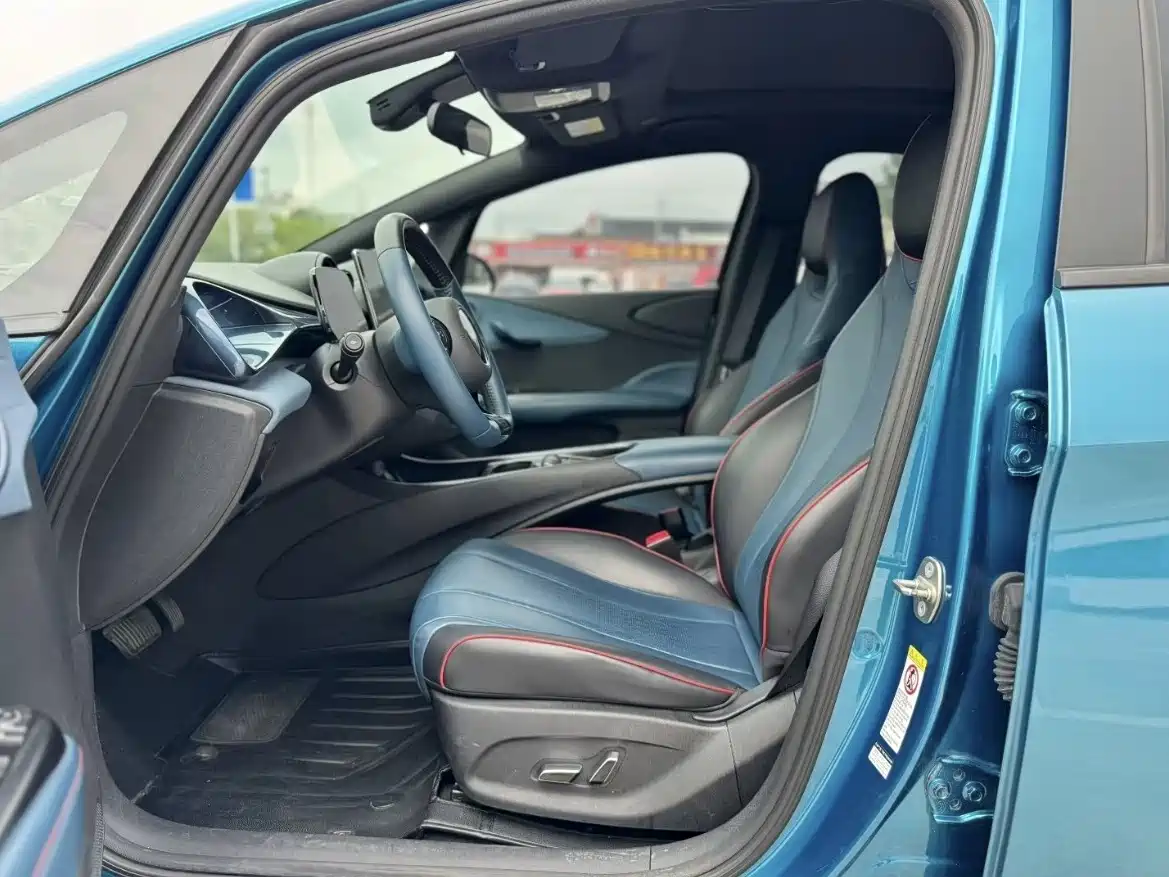 Фото 4 - BYD Dolphin
