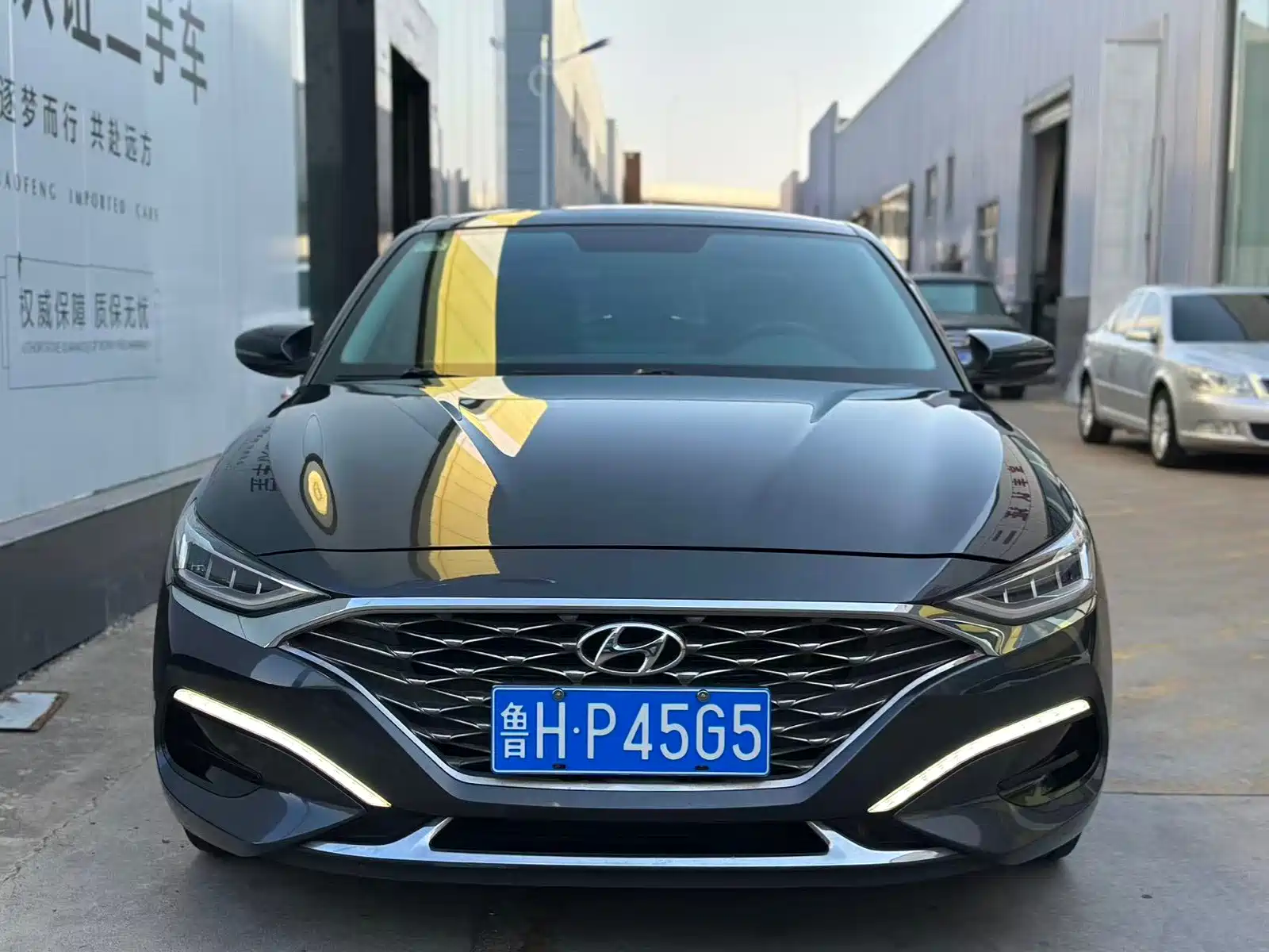 صورة 2 - Hyundai Lafesta