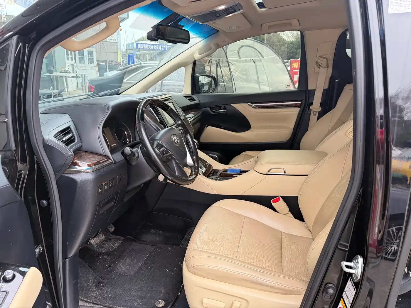 Toyota Alphard 2018 Facelift 3.5L Luxury Edition фото 7