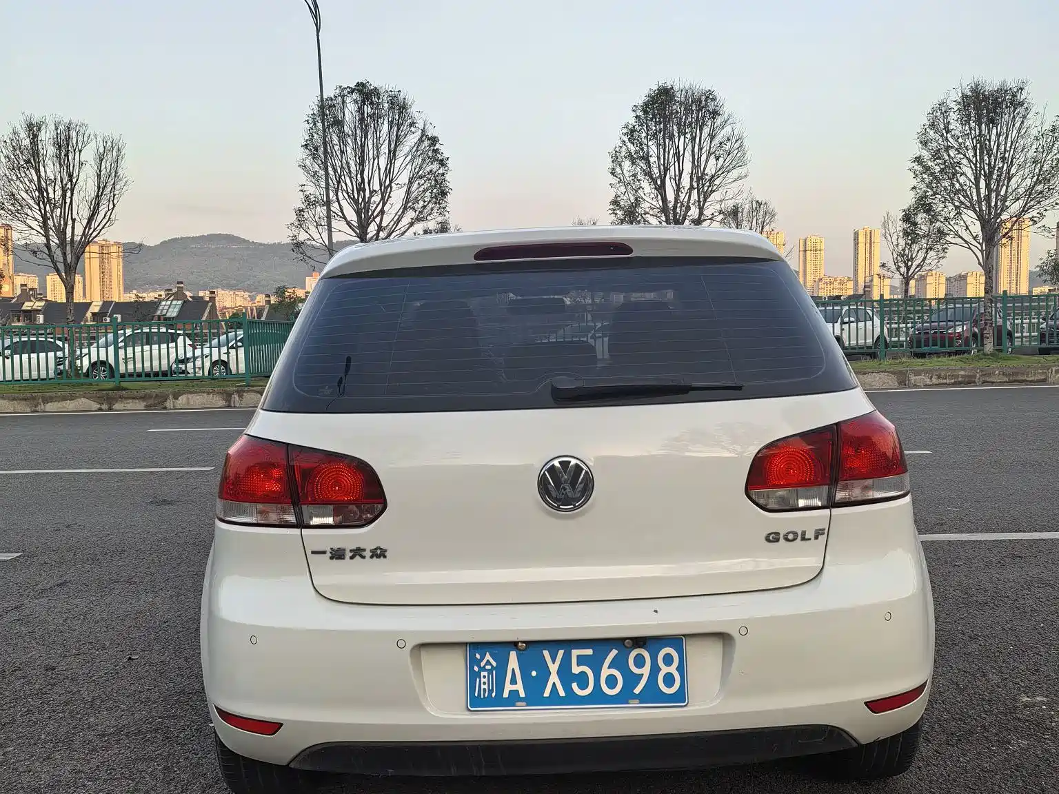 Фото 11 - Volkswagen Golf