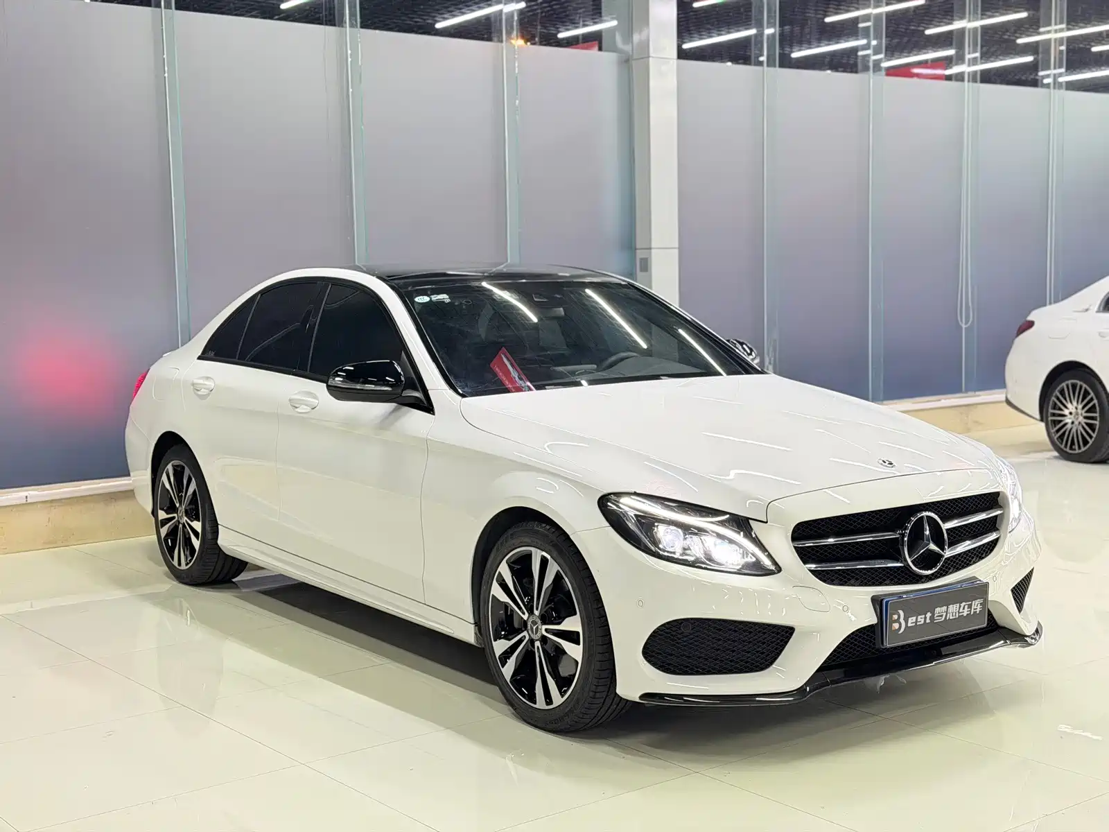 Фото 3 - Mercedes-Benz C-Class