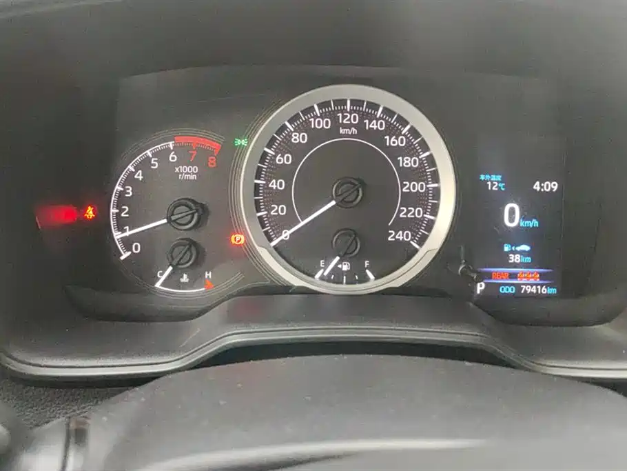 Toyota Corolla 2019 1.2T S-CVT GL Pioneer Edition фото 14