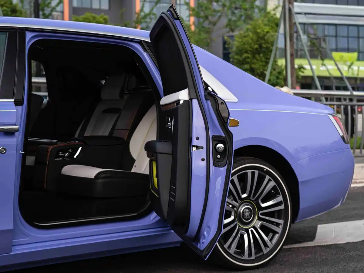 ROLLS-ROYCE GUST