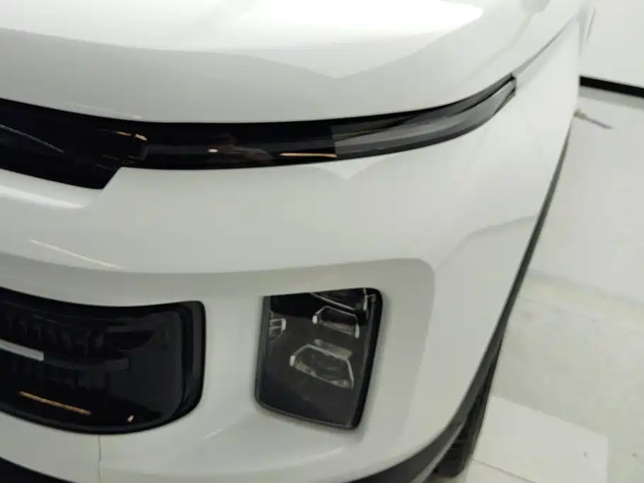 Geely ICON 2025 2026 Chocolate 1.5TD Pure Edition
