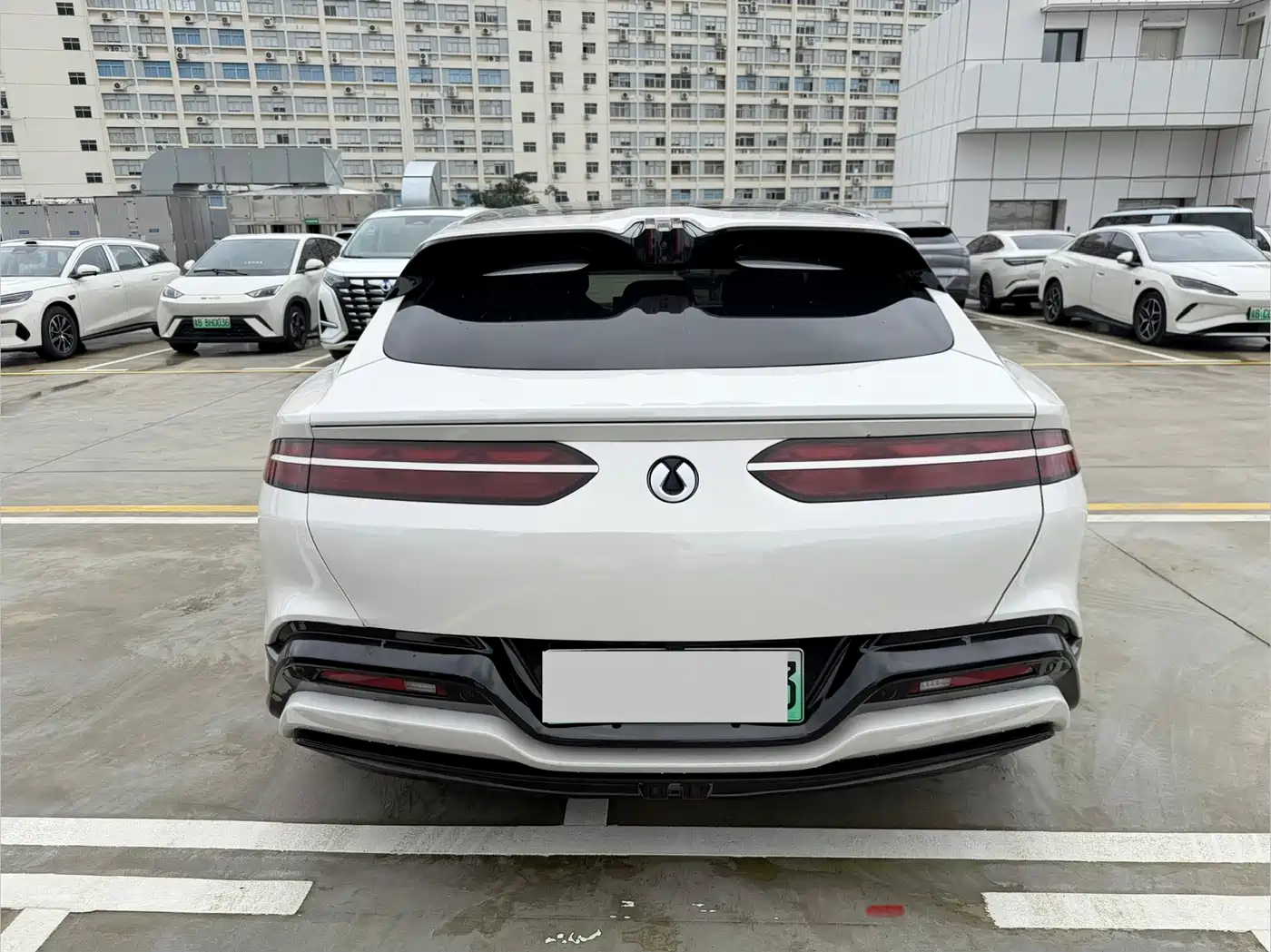 Photo 7 - Denza Z9GT