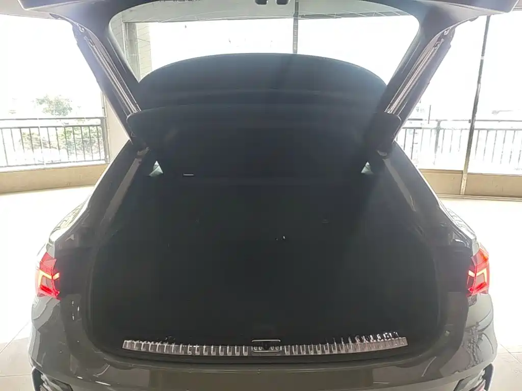 Audi Q3 Sportback 2025 2024 40 TFSI Fashion
