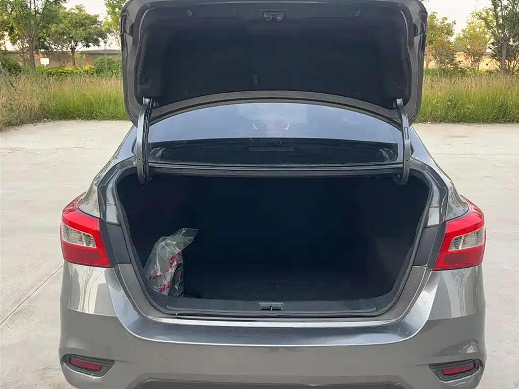 Photo 11 - Nissan Sylphy