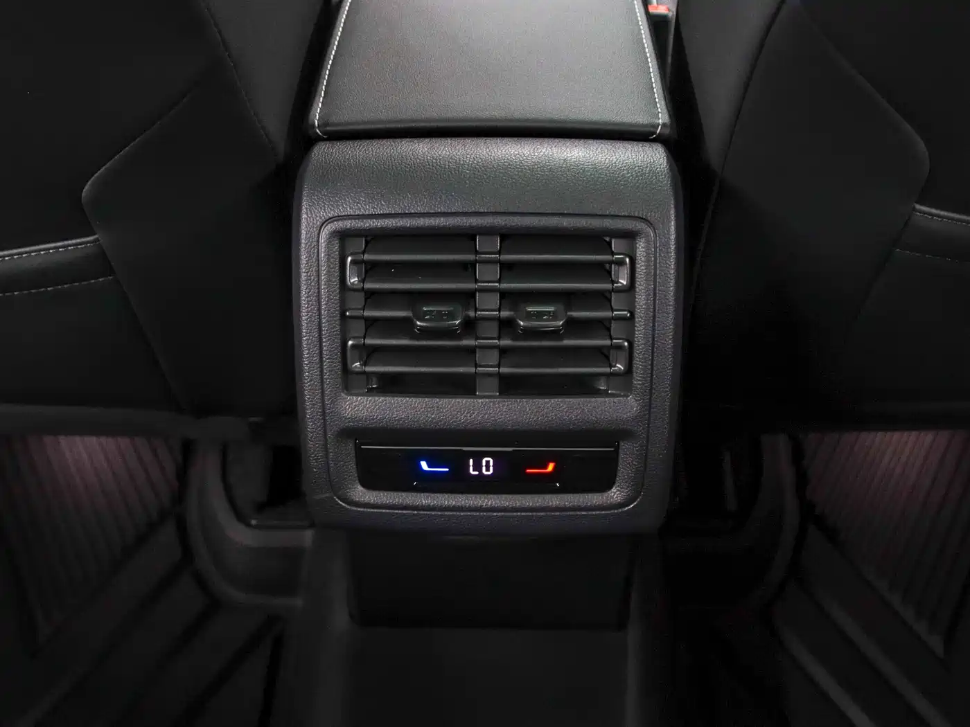 Volkswagen Golf 2021 280TSI DSG R-Line фото 16