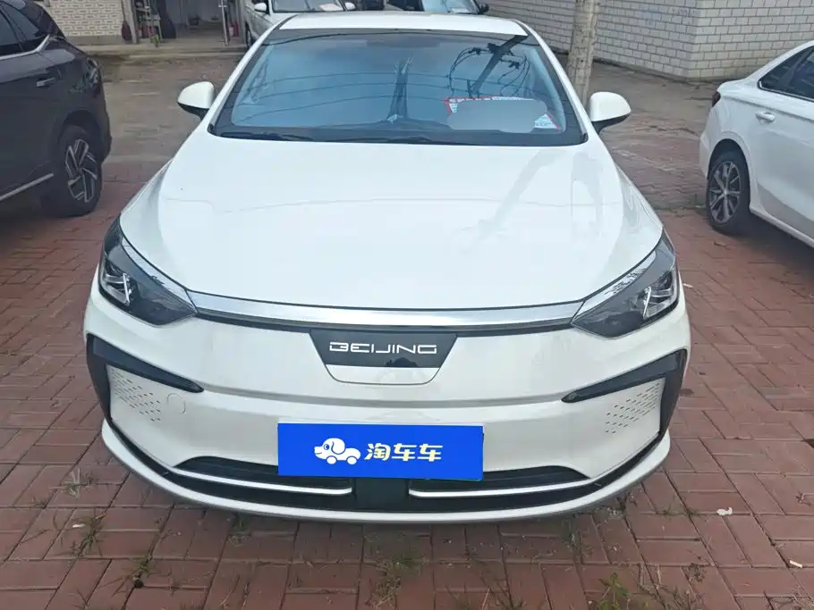 BAIC Beijing EU5 2025 2025 Hongtu Standard Edition
