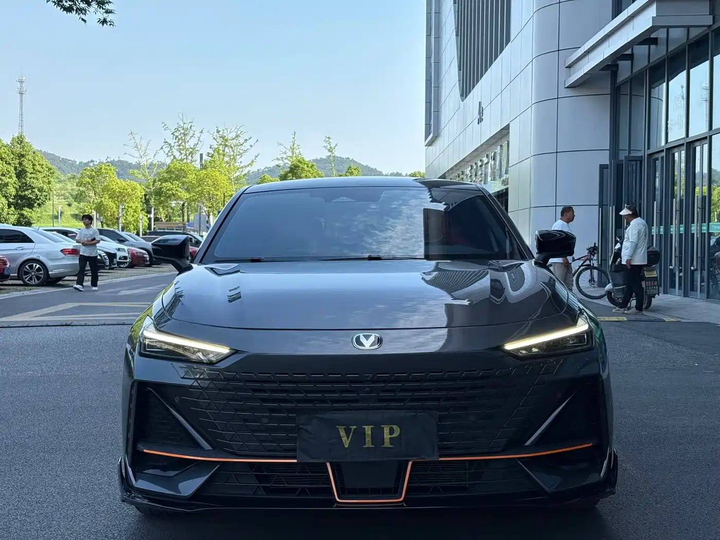 CHANGAN UNI-V