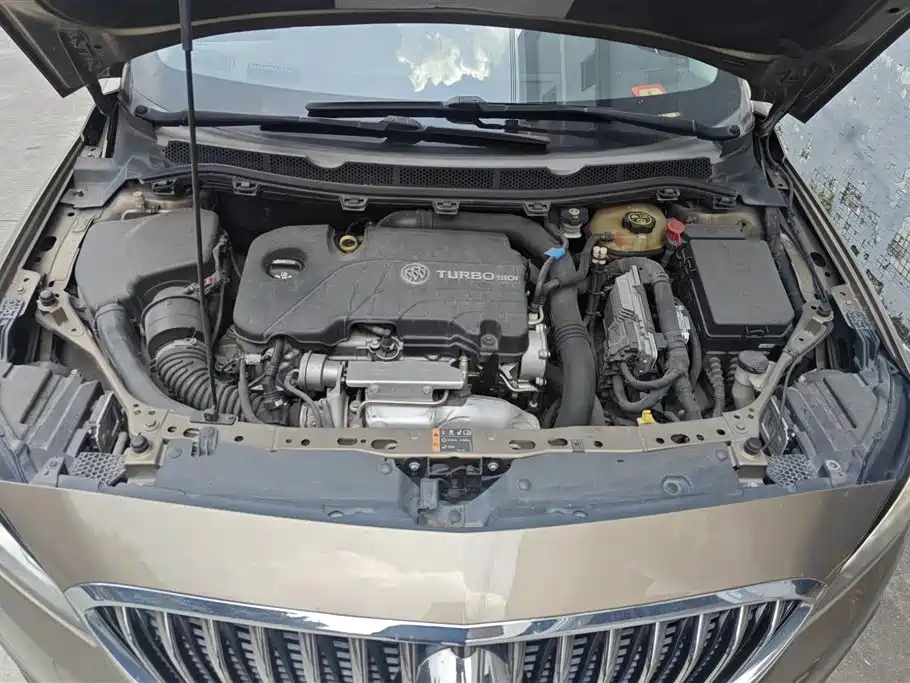 Buick Verano 2015 Sedan 20T Dual-clutch Elite фото 10