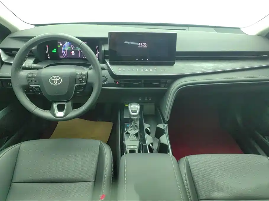 Toyota Camry 2024 Hybrid 2.0HGVP Luxury Edition фото 12