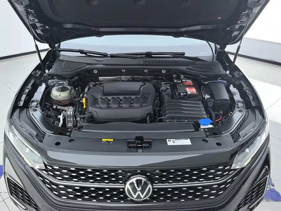 Volkswagen Passat 2023 Facelift 330TSI Starlight Elite Edition фото 10
