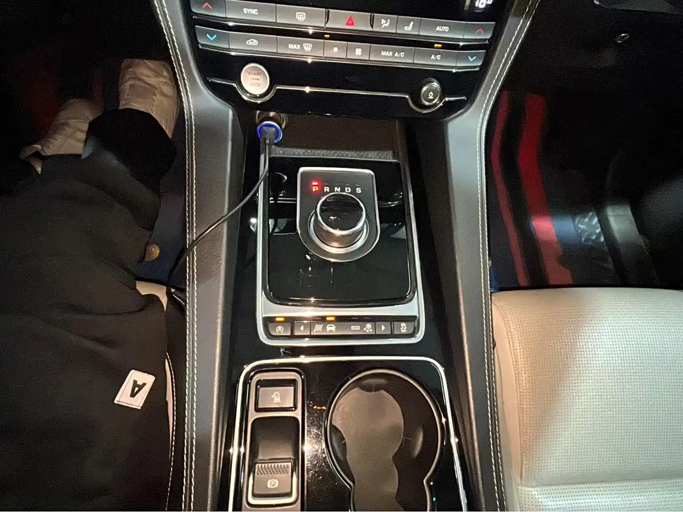 Jaguar F-PACE 2017 2016 3.0 SC 4WD R-Sport