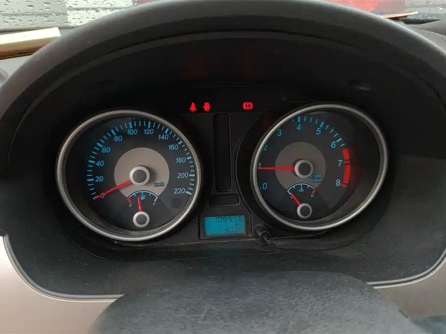 Buick Excelle 2013 1.5L Manual Classic Edition фото 14