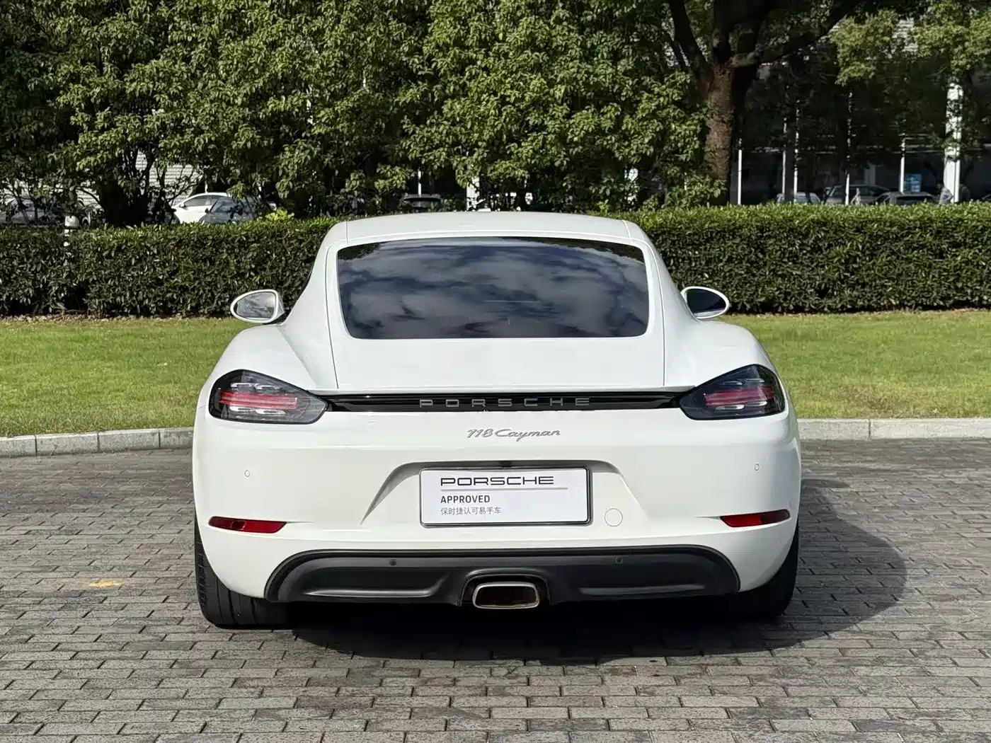 PORSCHE 718