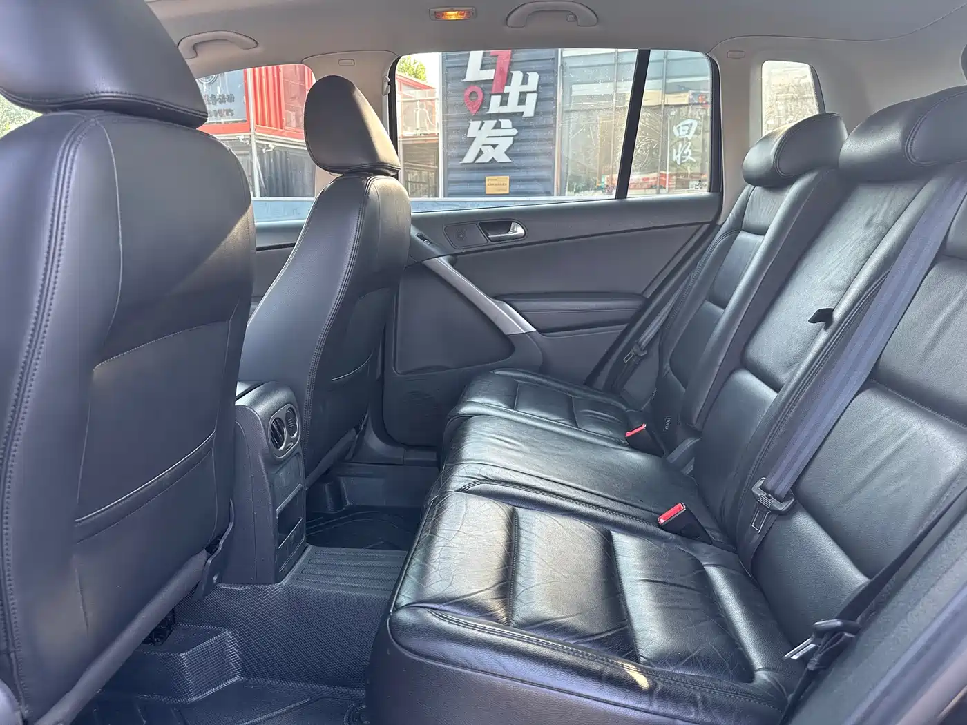 Volkswagen Tiguan 2012 2.0TSI Automatic 4WD Elite Edition фото 16