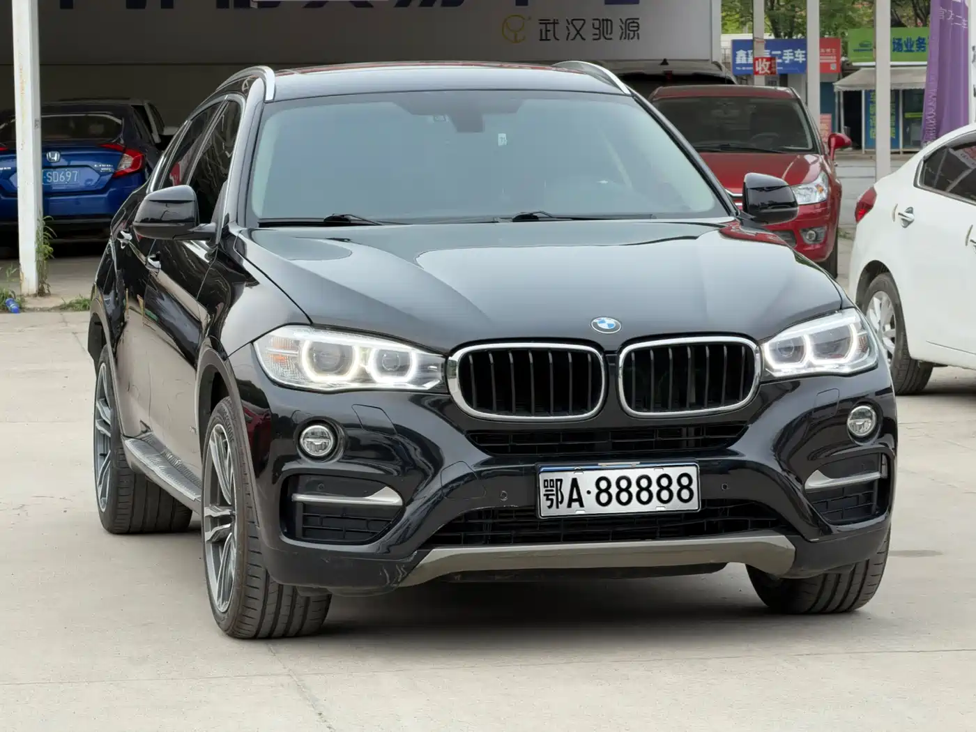 BMW X6 2015 xDrive28i фото 3