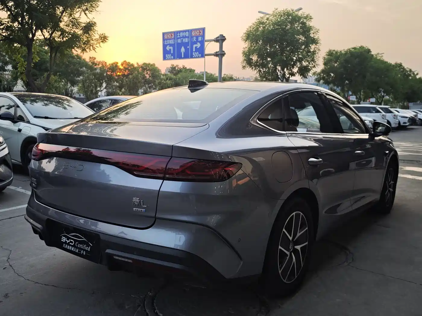BYD Qin L 2025 DM-i Smart Drive Edition 120KM Surpassing фото 5
