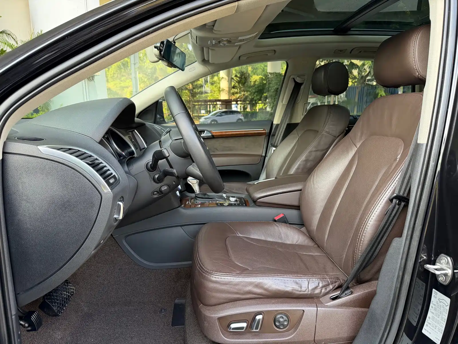 Photo 4 - Audi Q7