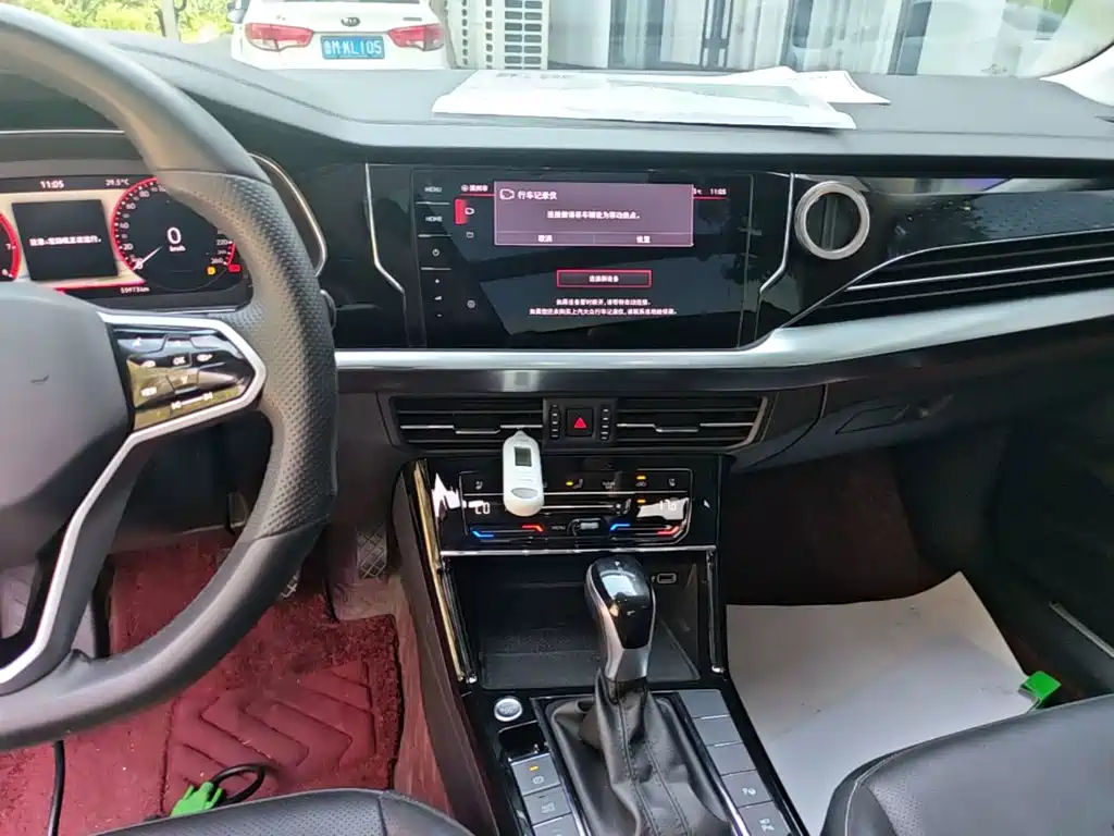 Photo 13 - Volkswagen Passat