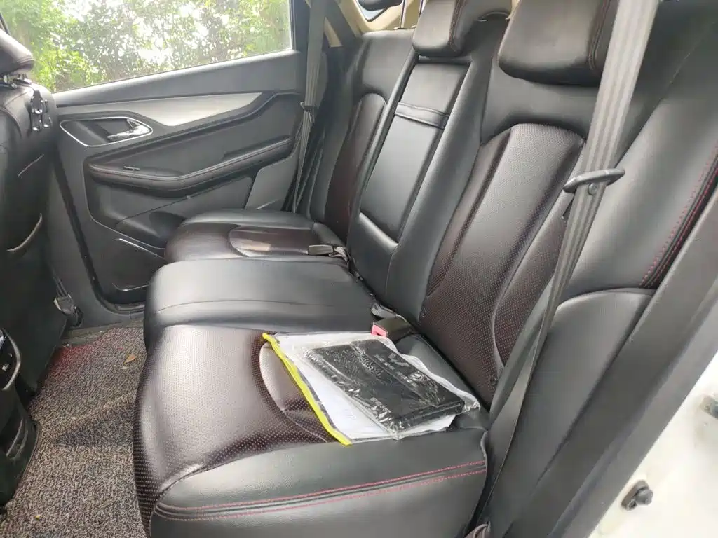 Baojun 560 2017 2016 1.5T Manual Luxury