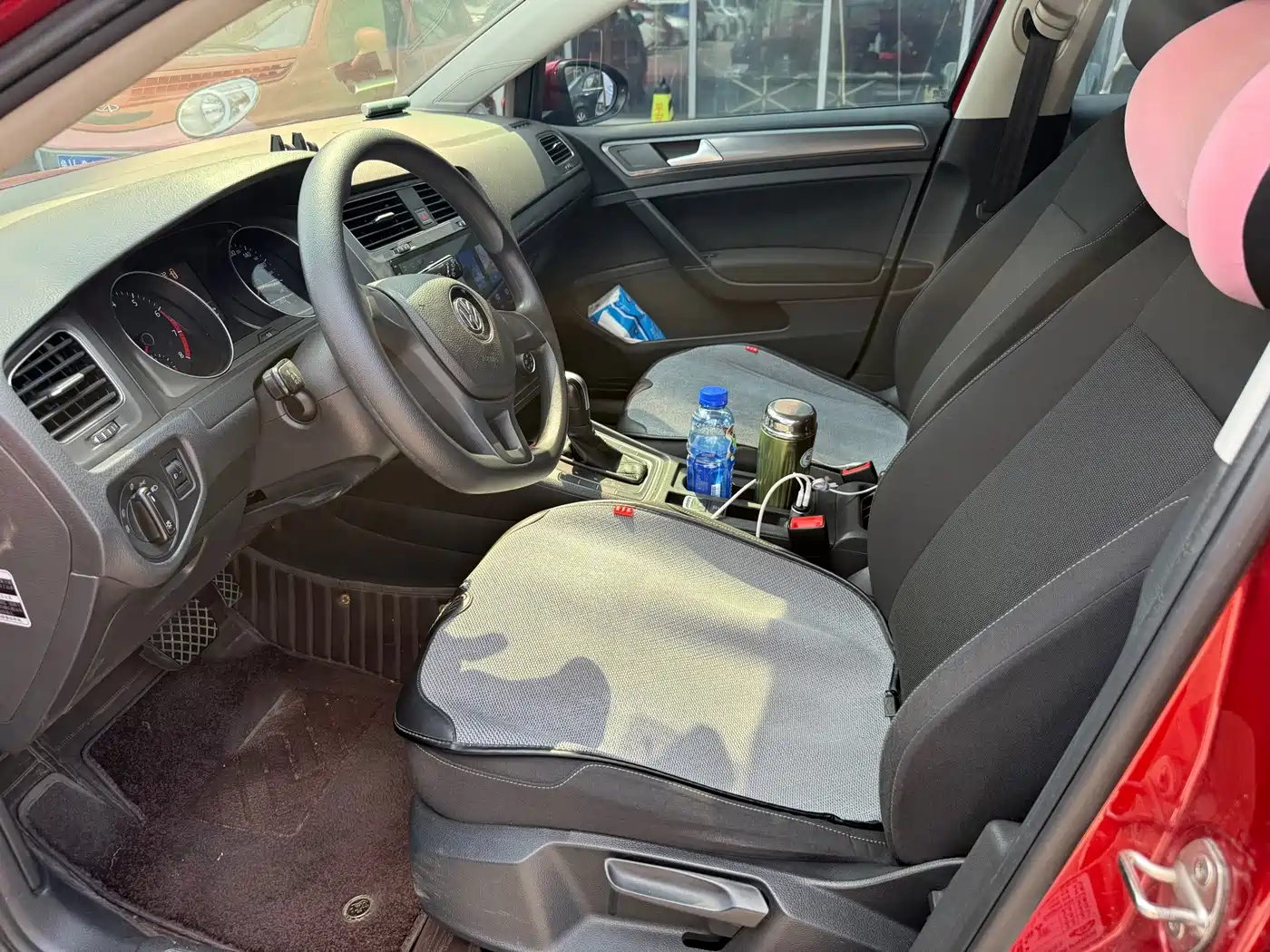 Фото 7 - Volkswagen Golf