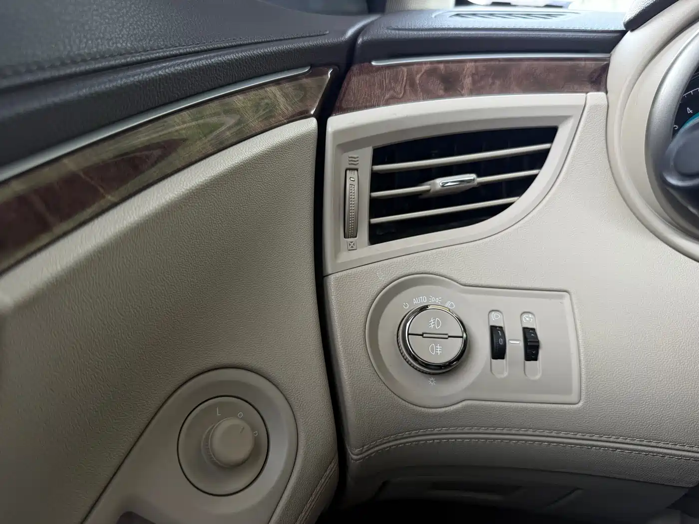 Buick LaCrosse 2013 2.4L SIDI Leading Comfort фото 17