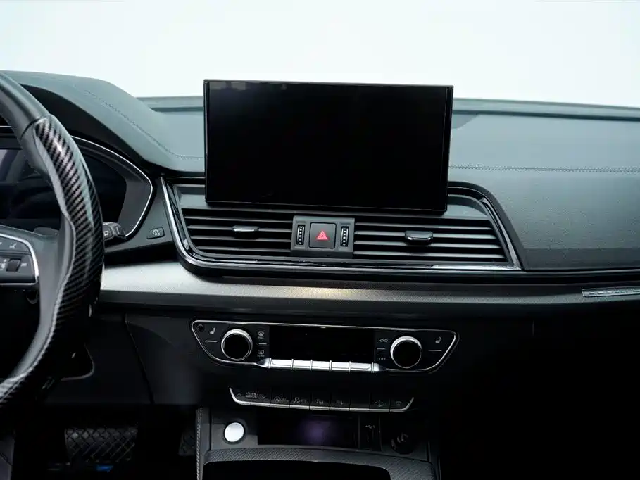 Audi Q5L 2022 40T Luxury Dynamic фото 24