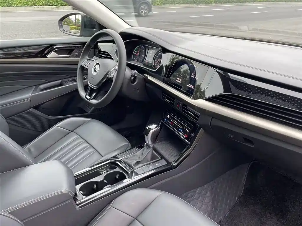 Volkswagen Passat New Energy 2020 430PHEV Hybrid Elite (China VI) фото 17