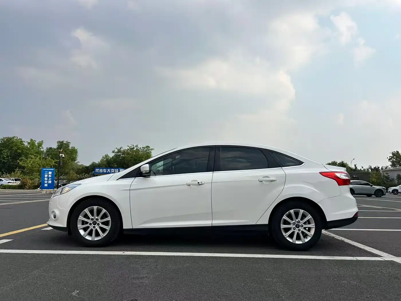 Фото 18 - Ford Focus
