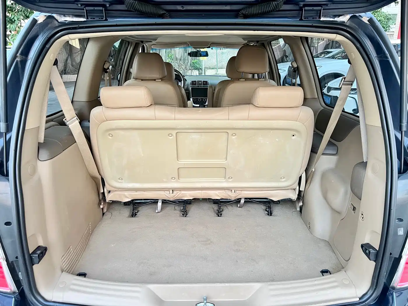 Buick GL8 2011 2.4L LT Executive Edition фото 11