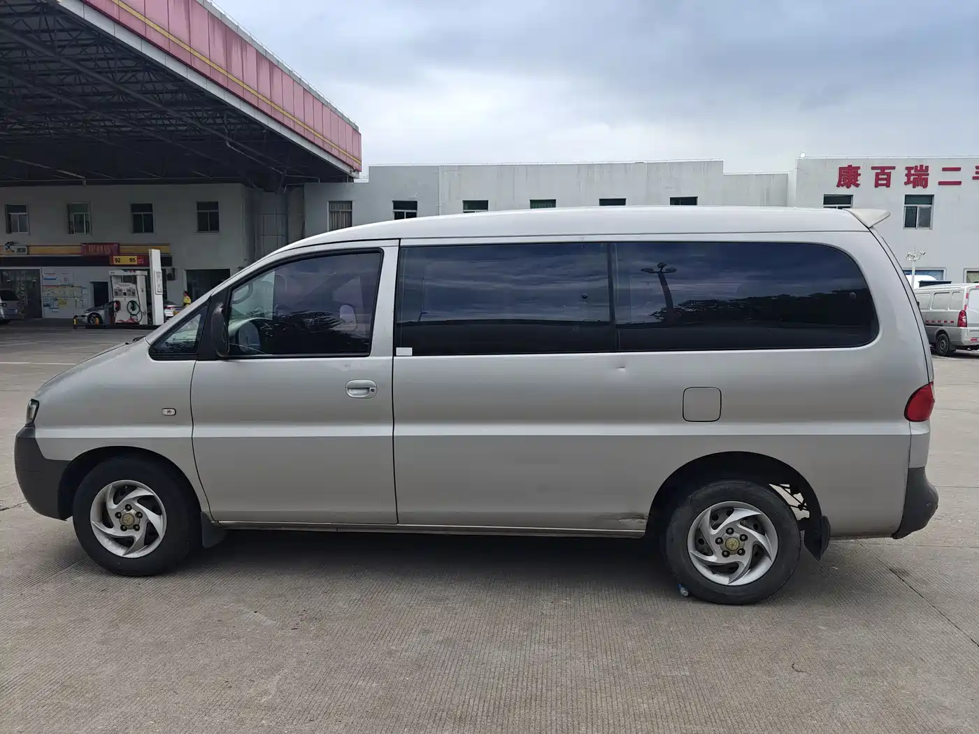 JAC Motors Refine 2015 2015 2.0L Shuttle Gasoline Long Wheelbase Standard HFC4GA3-3D