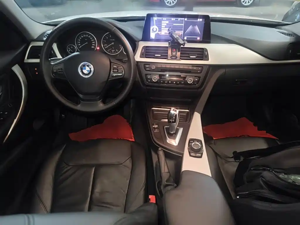 BMW 3 Series 2014 320i Fashion фото 10