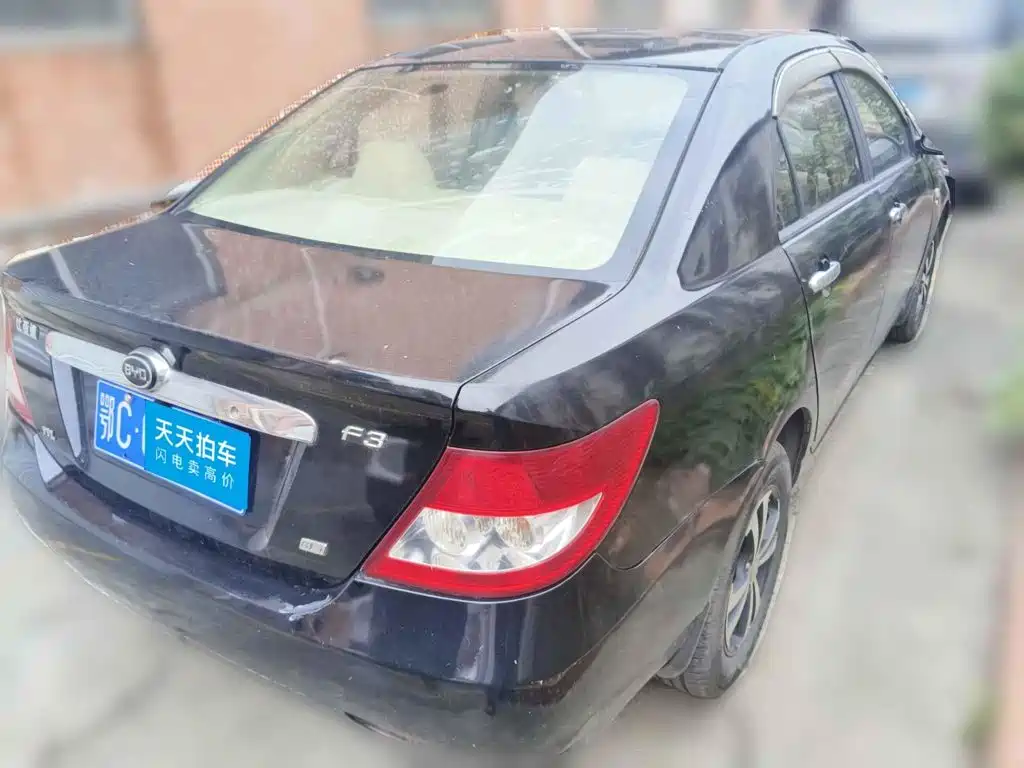 Фото 2 - BYD F3