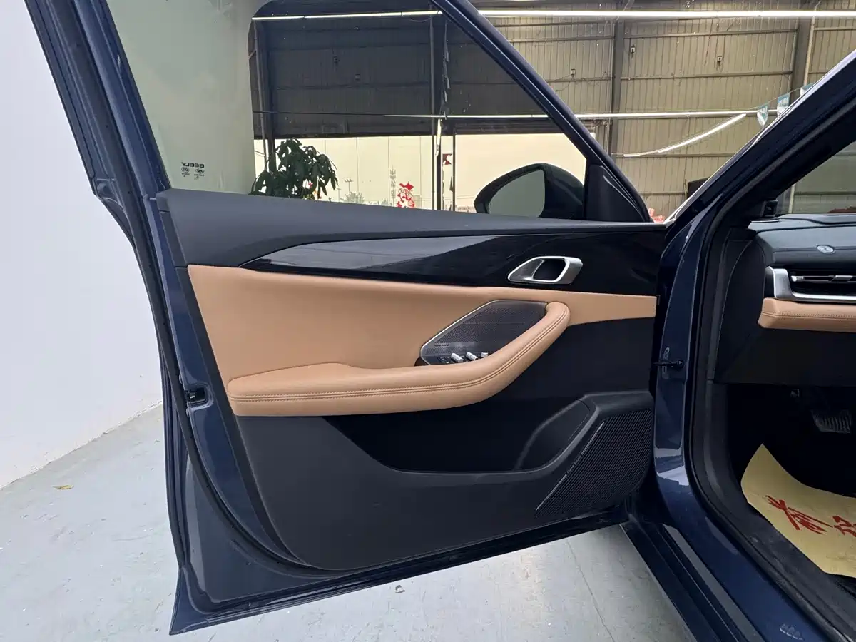 Geely Galaxy Galaxy A7 2025 EM-i фото 14