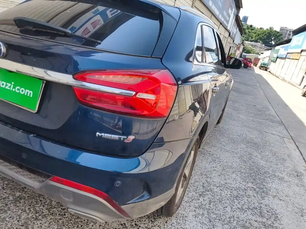 Junma MEET 3 (Meitu 3) 2018 2018 1.5T CVT Luxury Edition