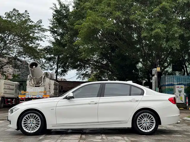 BMW 3 Series 2015 320Li Super Joy Luxury Design Package — фото 5
