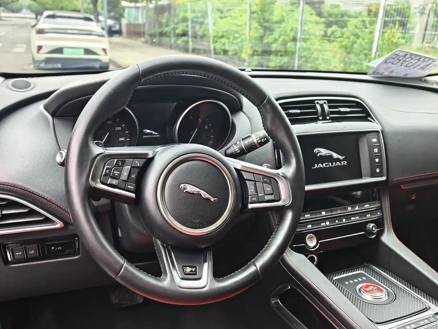 Jaguar F-PACE 2017 2016 3.0 SC 4WD R-Sport