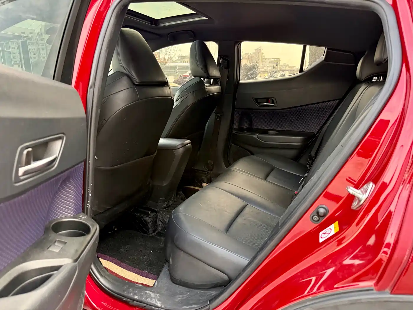 Toyota C-HR 2020 Model 2.0L Luxury фото 8