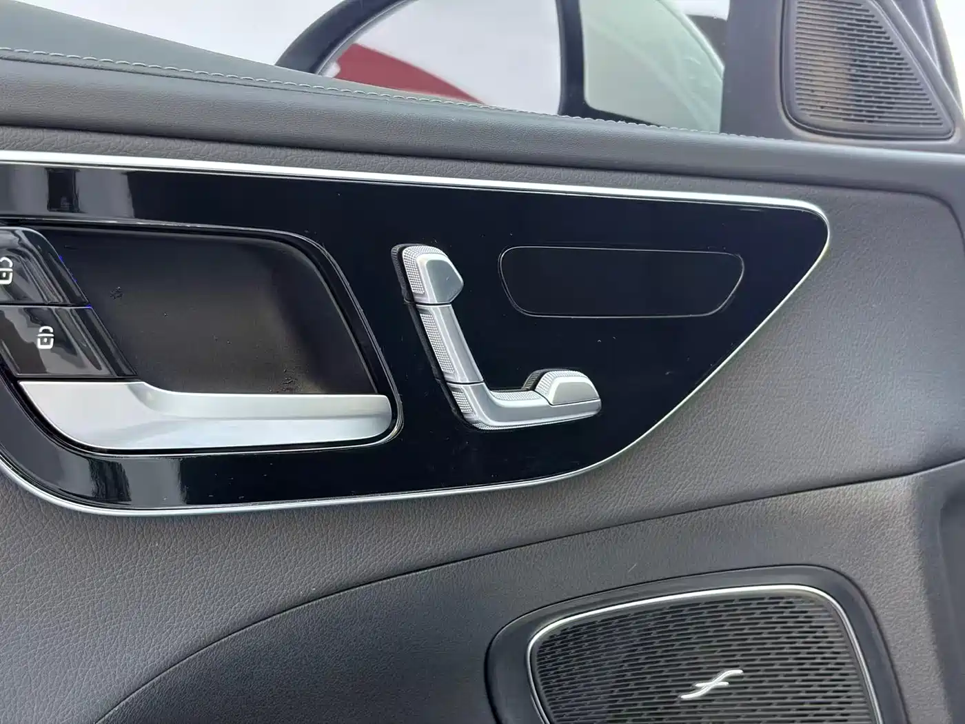 Mercedes-Benz C-Class 2023 C 260 L Sport фото 8