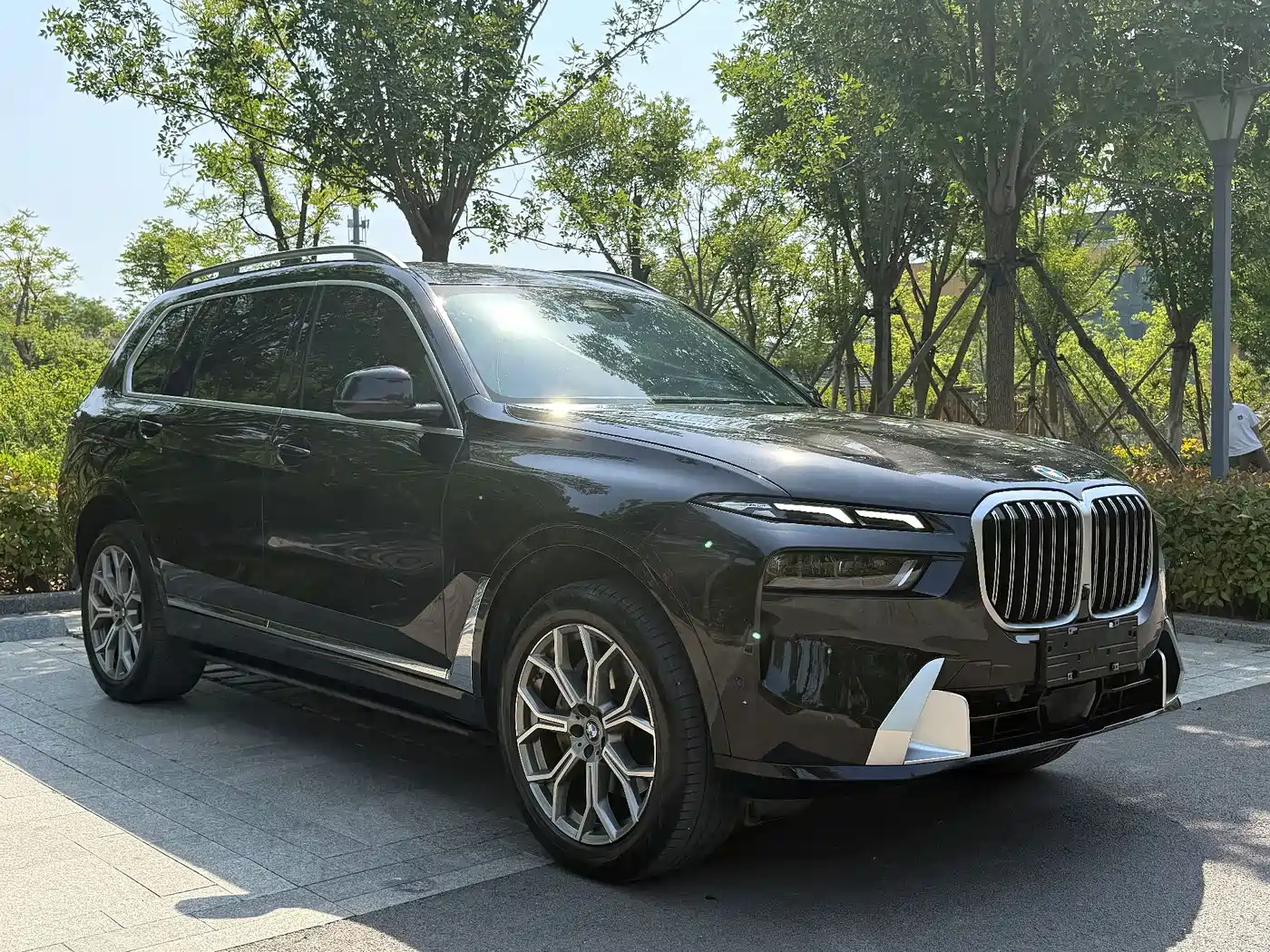 BMW X7 2023 xDrive40i Leading Luxury Package фото 3