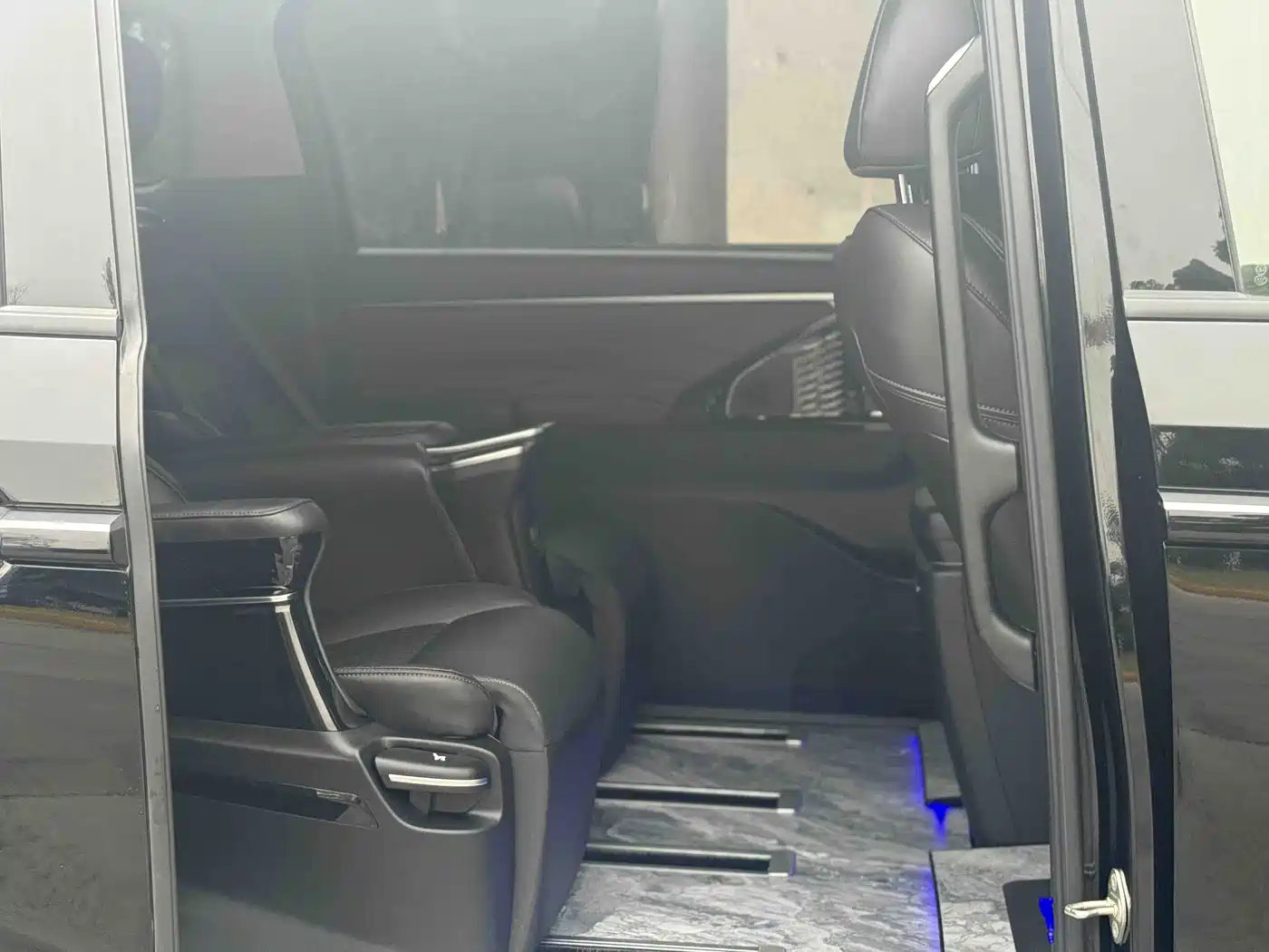GAC Trumpchi Trumpchi M8 2024 Master Series 400T Premium Edition фото 22