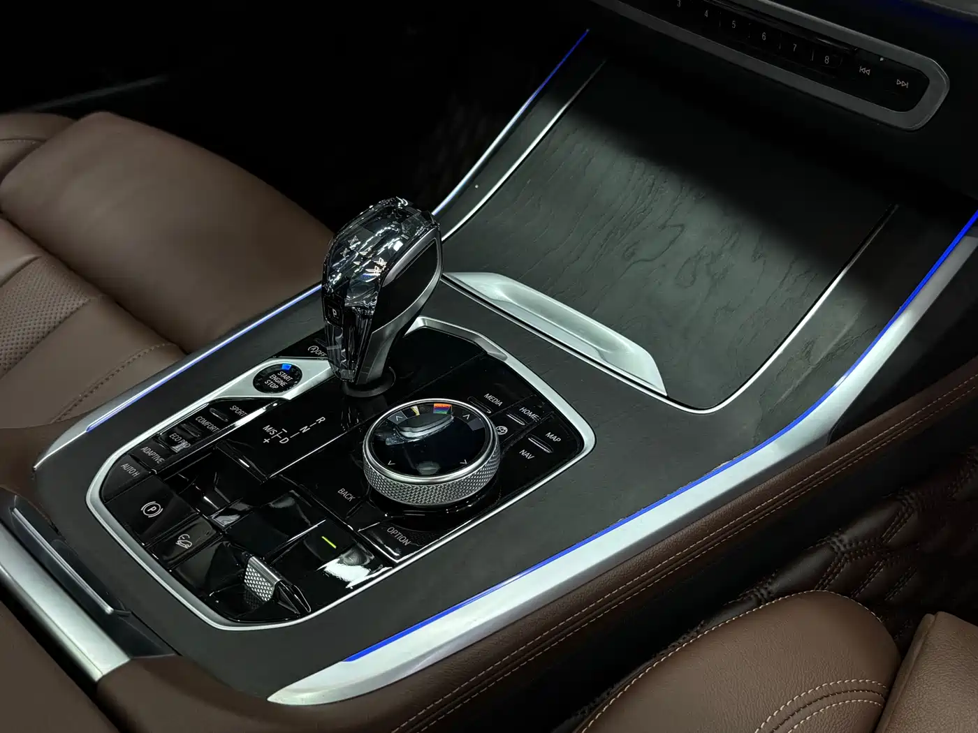 BMW X7 2020 xDrive40i Leading Luxury Package фото 22
