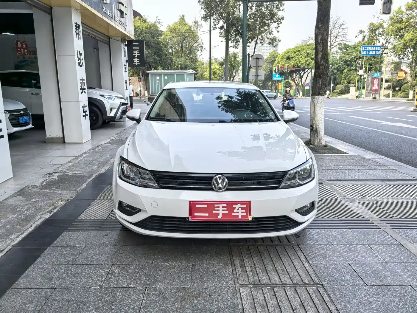Volkswagen Lamando 2018 230TSI Manual Trend Edition фото 2